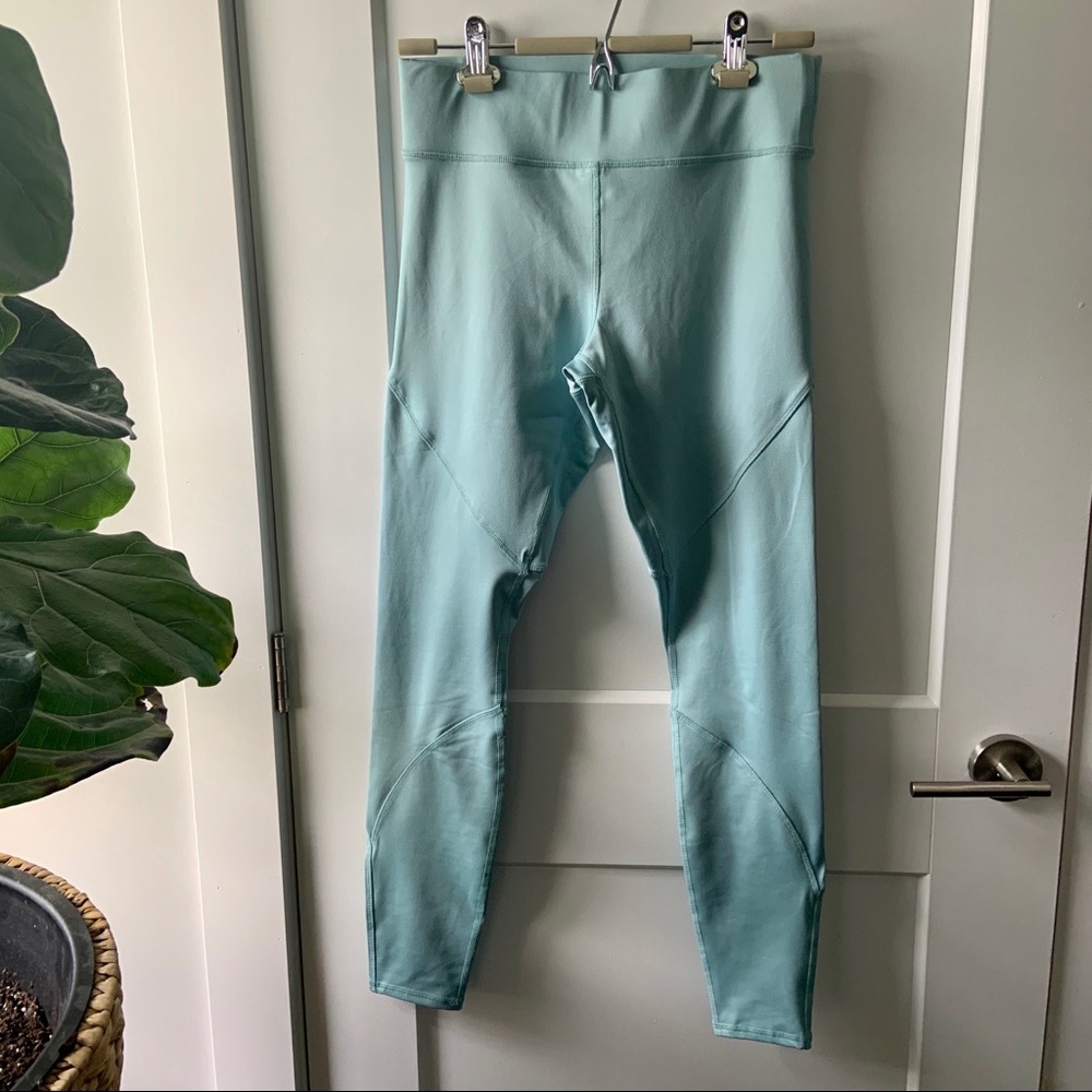 NWOT yoga pants